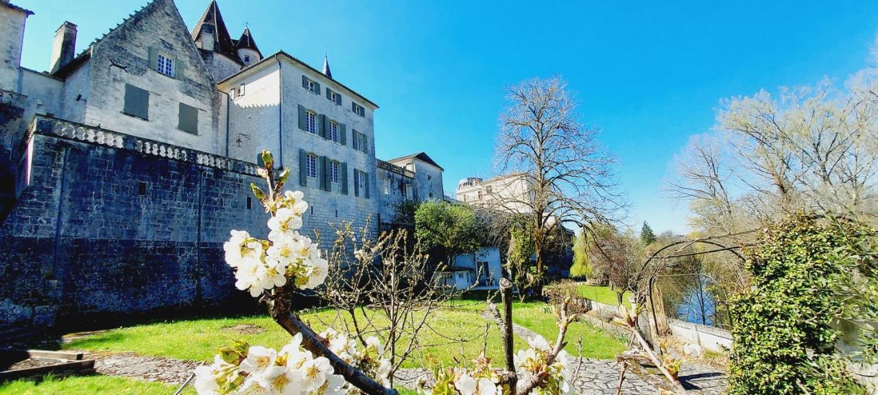Château des Sénéchaux, Bourdeilles Exterior foto