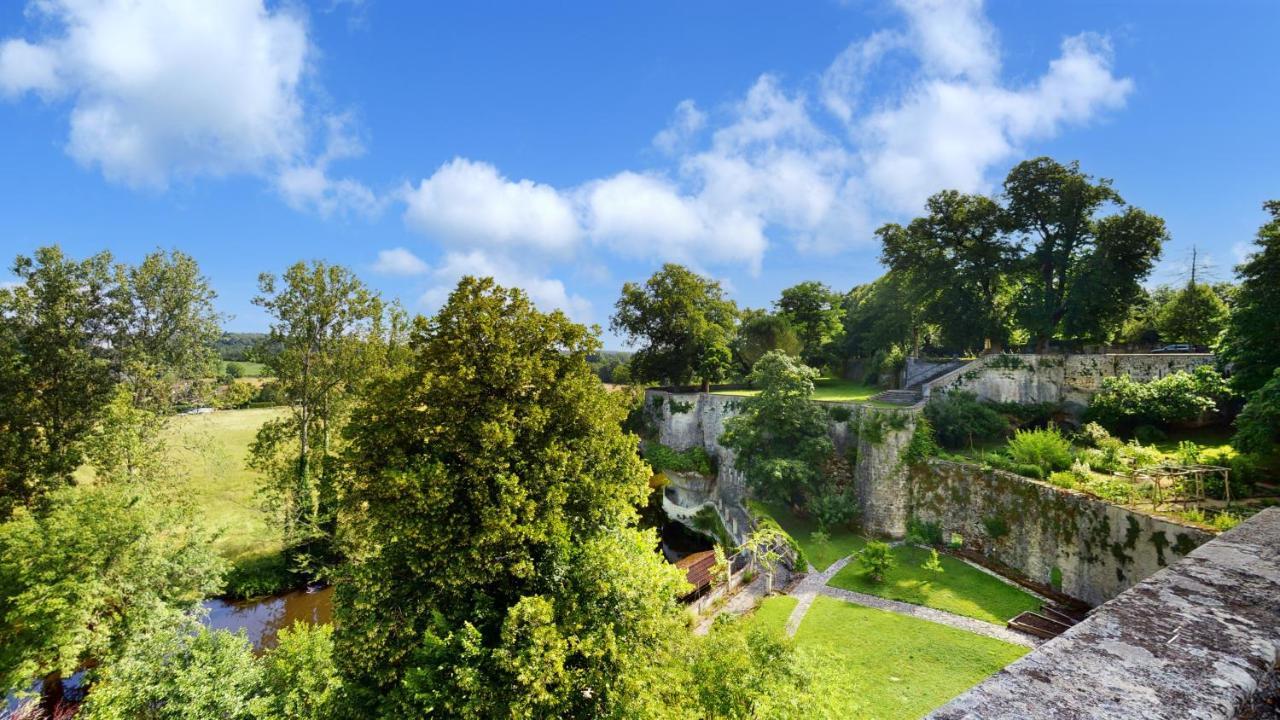 Château des Sénéchaux, Bourdeilles Exterior foto