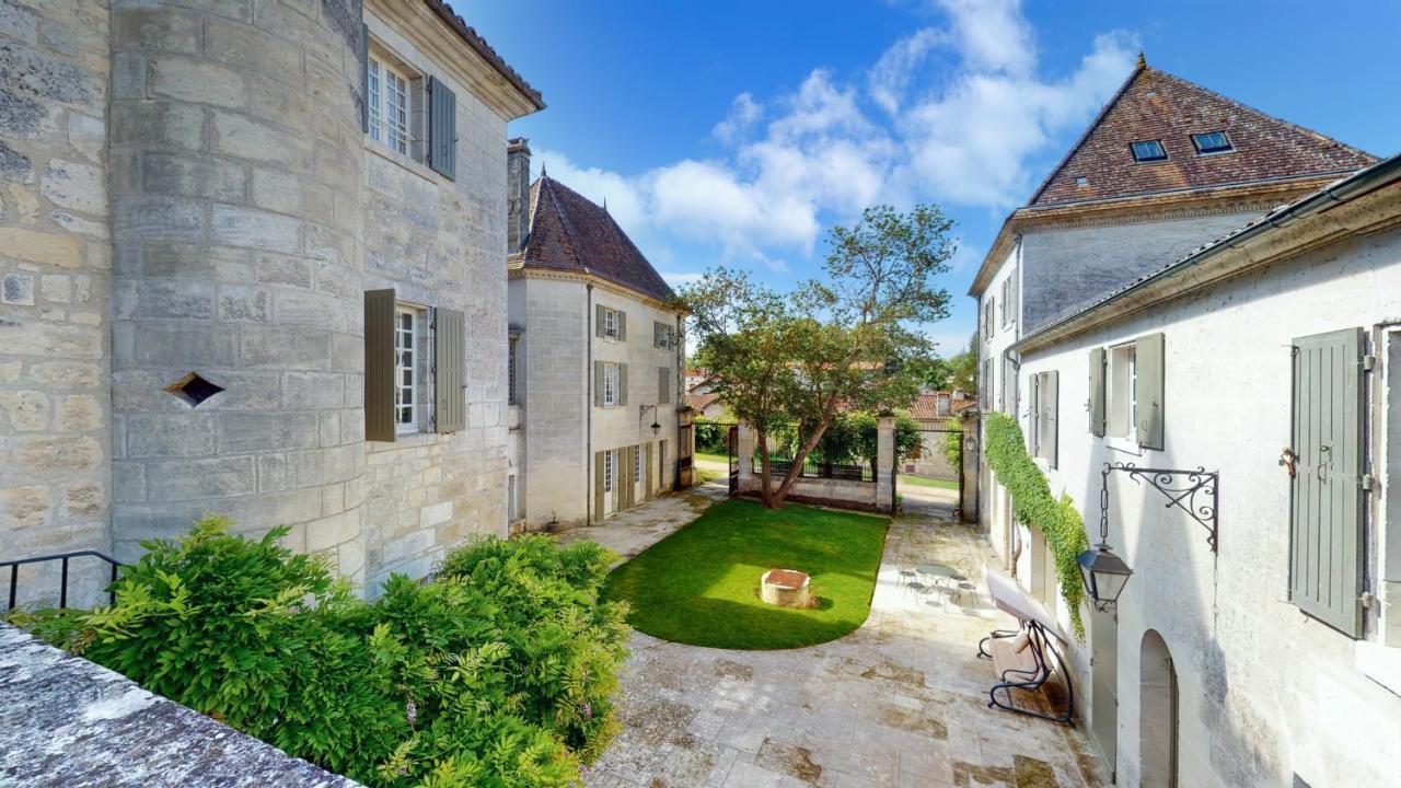 Château des Sénéchaux, Bourdeilles Exterior foto