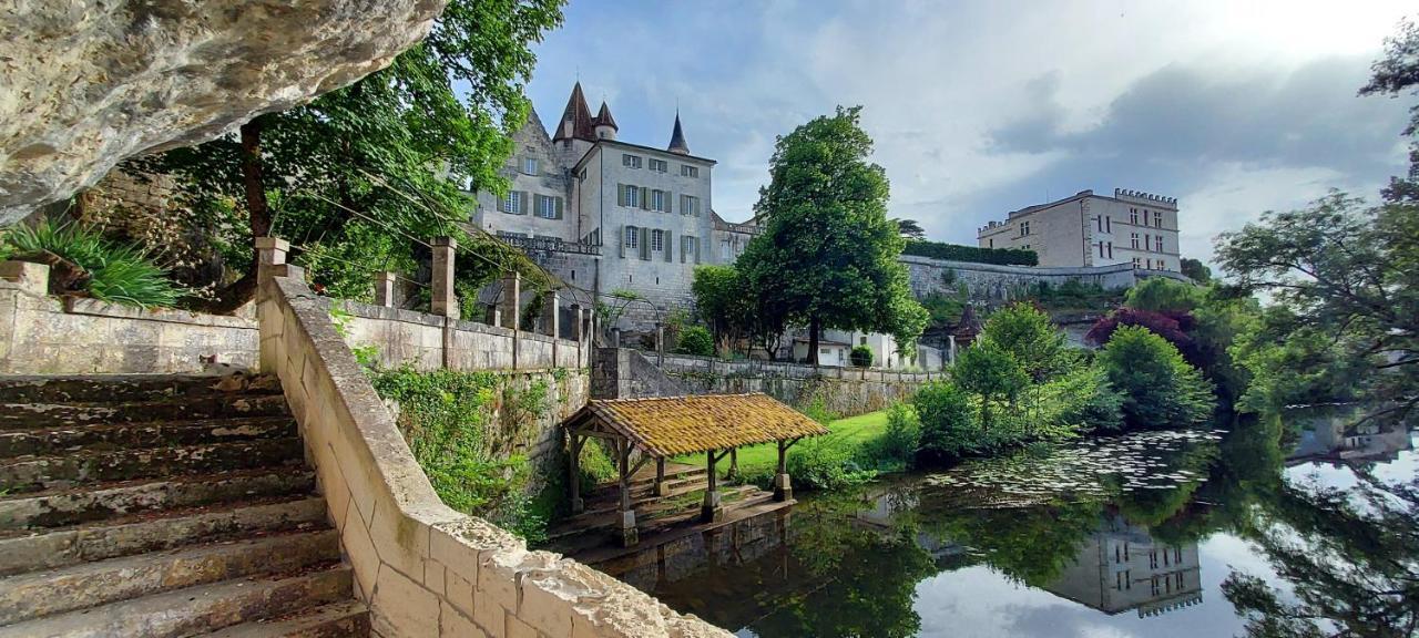 Château des Sénéchaux, Bourdeilles Exterior foto