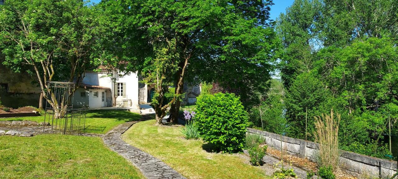 Château des Sénéchaux, Bourdeilles Exterior foto